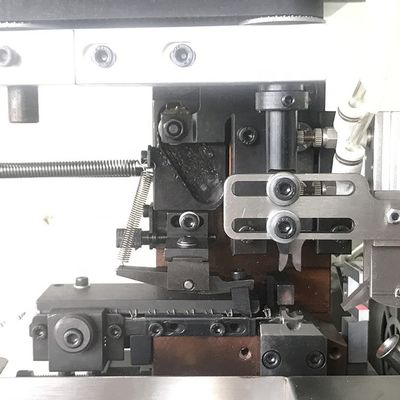 Многофункциональная тангенциальная прессовка и очистка автоматическая одноголовая терминальная кримпировальная машина